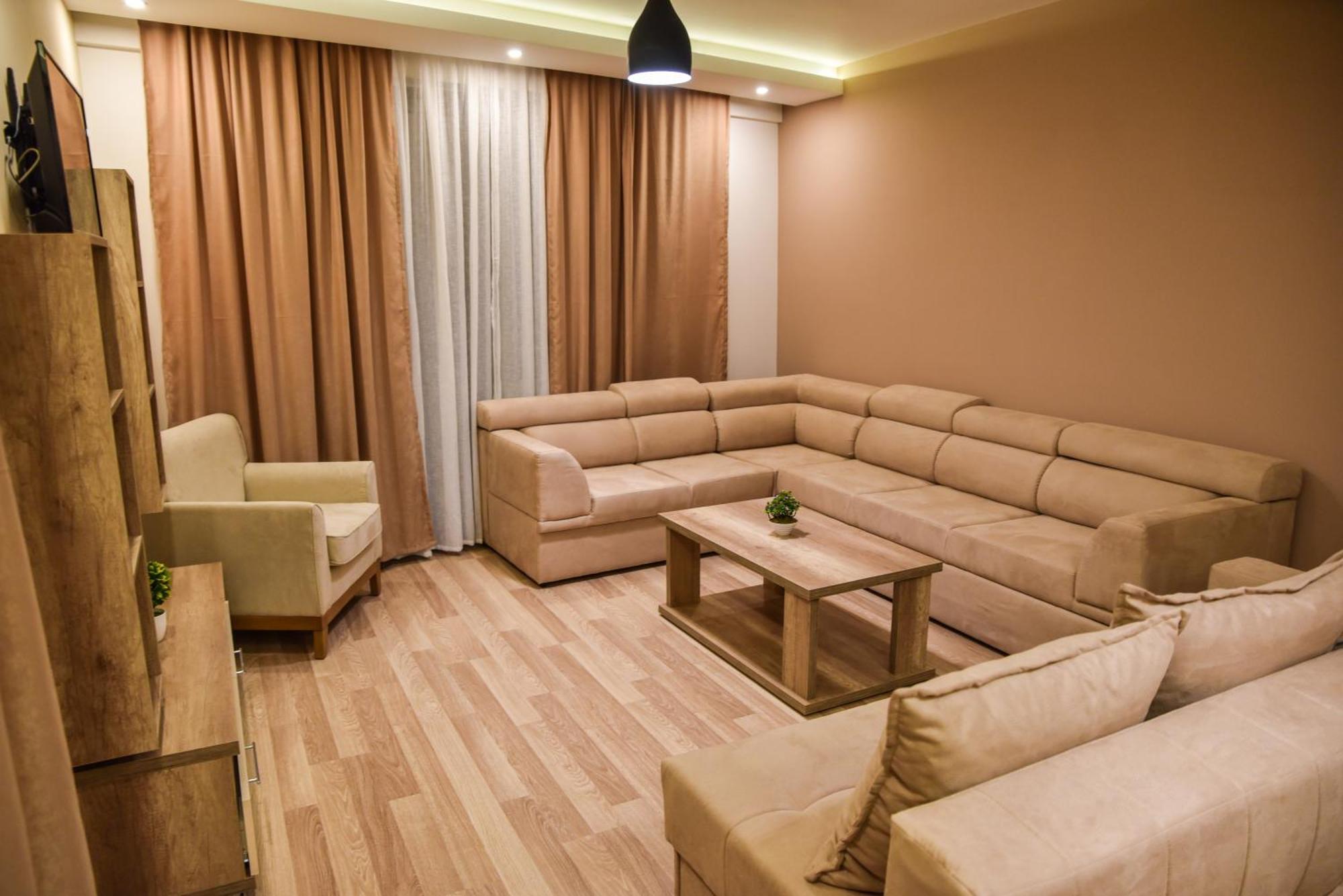 Hotel Evropa Ulcinj Exterior foto